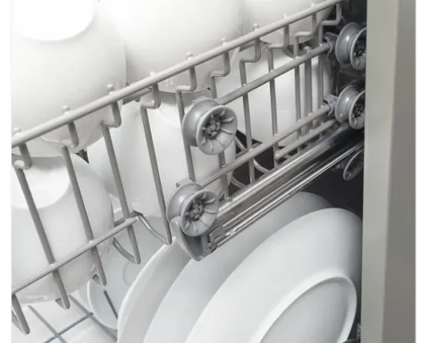 Amica Teilintegrierter Geschirrspüler 60 cm für 14 Maßgedecke 9,8 l 44 dB (A) EGSP 566 101 E