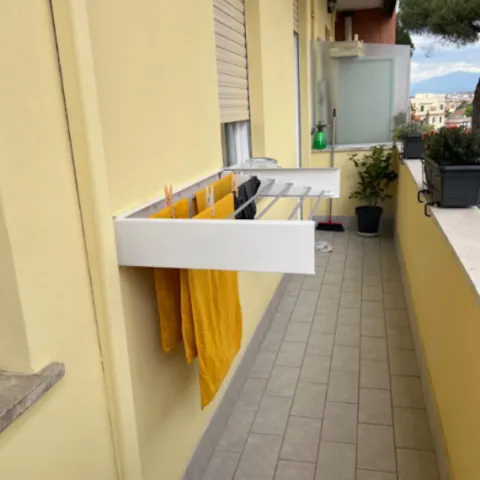 Ausziehbarer Balkon-Wäscheständer Foxydry Hide 101 cm aus Aluminium – wetterfest, platzsparend, Tragkraft 25 kg