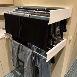 Ausziehbarer Balkon-Wäscheständer Foxydry Hide 71 cm aus Aluminium – wetterfest, platzsparend, Tragkraft 25 kg