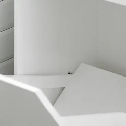 Badezimmerschrank mit Wäschekorb und weißer Schublade BZR110-W