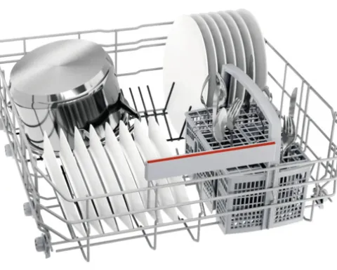 Bosch Unterbaugeschirrspüler 60 cm für 13 Maßgedecke 9 l 42 dB (A) SMU4EAS28E edelstahl