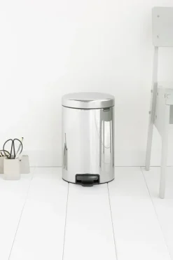 Brabantia Klassischer Tretmülleimer Mit Soft Verschluss 12 Liter HxBxT 41,1 x 25,1 x 33,8 cm Metall Edelstahl