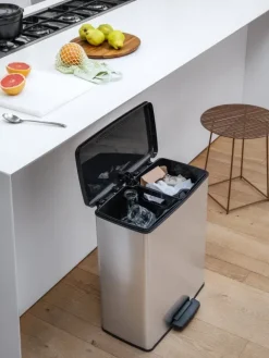Curver Deco Bin Duo Mülleimer - 26L+ 26L - mit Pedal, metallic