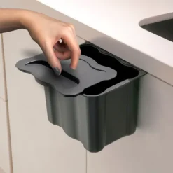 Emuca Recycle Recyclingbehälter zum Aufhängen an der Tür, 1x5 Liter, mit Deckel, Kunststoff anthrazitgrau