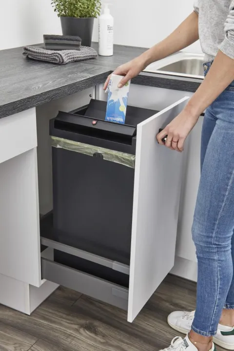 HAILO Wertstoffbox 53 L 3273101 Inset Einbau-Abfallsammler Kunststoff schwarz Frontauszu