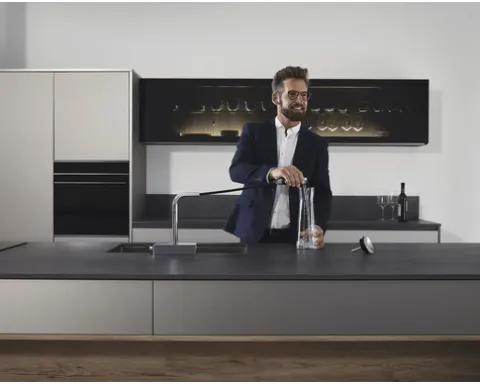hansgrohe Küchenarmatur AQUNO SELECT M81 chrom mit Multifunktionssieb 73836000