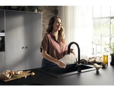 hansgrohe Küchenarmatur mit Filterfunktion AQITTURA M91 schwarz matt mit Filterkopf 76803670