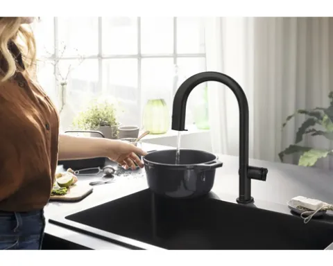 hansgrohe Küchenarmatur mit Filterfunktion AQITTURA M91 schwarz matt mit Filterkopf 76803670