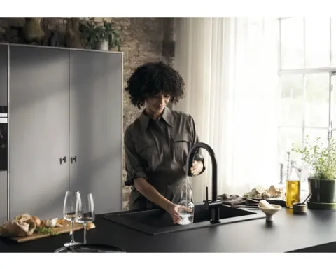 hansgrohe Küchenarmatur mit Filterfunktion AQITTURA M91 schwarz matt mit Filterkopf 76803670