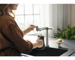 hansgrohe Küchenarmatur mit Filterfunktion AQITTURA M91 FilterSystem 240 edelstahl gebürstet mit Filterkopf 76804800