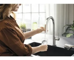 hansgrohe Küchenarmatur mit Filterfunktion AQITTURA M91 edelstahl gebürstet mit Schlauchbox, Filterkopf und Mineralisierungskartusche Harmony mit Filter 76800800