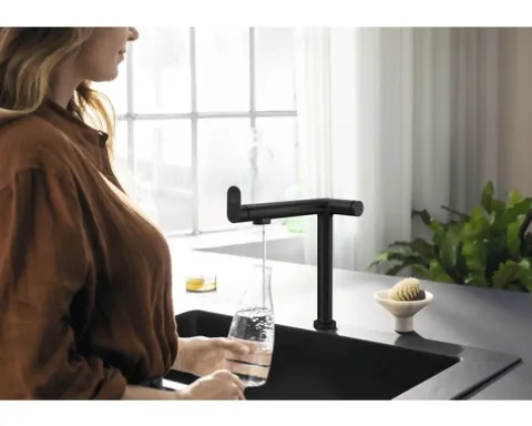 hansgrohe Küchenarmatur mit Filterfunktion AQITTURA M91 FilterSystem 240 schwarz matt mit Filterkopf 76804670