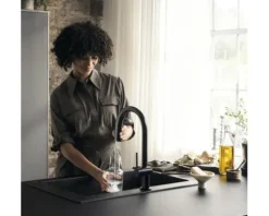 hansgrohe Küchenarmatur mit Filterfunktion AQITTURA M91 schwarz matt mit Filterkopf und Mineralisierungskartusche Harmony mit Filter 76801670