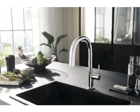 hansgrohe Küchenarmatur mit Filterfunktion SodaSystem AQITTURA M91 chrom mit Schlauchbox, Filterkopf, Mineralisierungskartusche Harmony mit Filter, CO2 Flasche und SodaBase 76806000