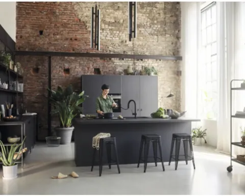 hansgrohe Küchenarmatur mit Filterfunktion SodaSystem AQITTURA M91 schwarz matt mit Schlauchbox, Filterkopf, Mineralisierungskartusche Harmony mit Filter, CO2 Flasche und SodaBase76806670