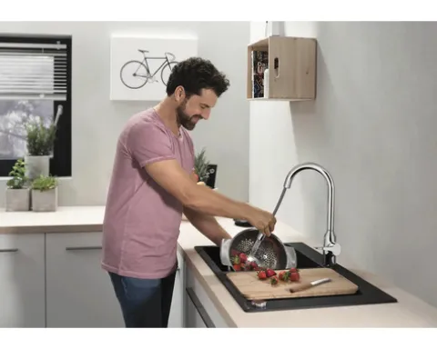 hansgrohe Küchenarmatur mit Handbrause FOCUS 180 M43 chrom 71811000