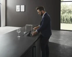 hansgrohe Küchenarmatur mit herausziehbaren Auslauf AQUNO SELECT M81 chrom 73830000