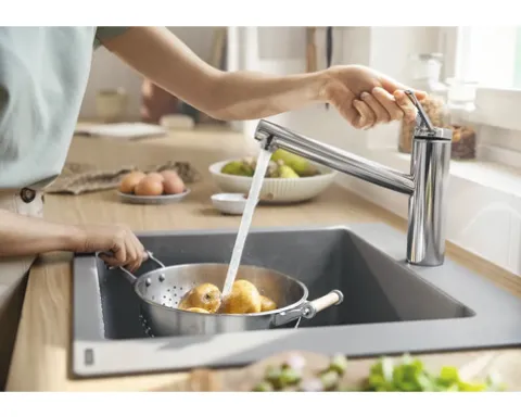 hansgrohe Küchenarmatur ZESIS M33 chrom 74806000