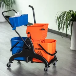 HOMCOM Putzwagen Reinigungswagen 26 Liter Wischwagen mit Wischmopp-Presse, Haushaltswagen mit Rollen Orange