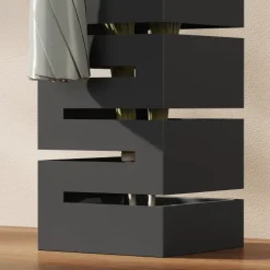HOMCOM Regenschirmständer aus Metall, Quadratisch Schirmständer, Schirmhalter mit herausnehmbare Wasserauffangschale und 4 Haken, für Eingangsbereich, 15,5 x 15,5 x 49 cm, Schwarz