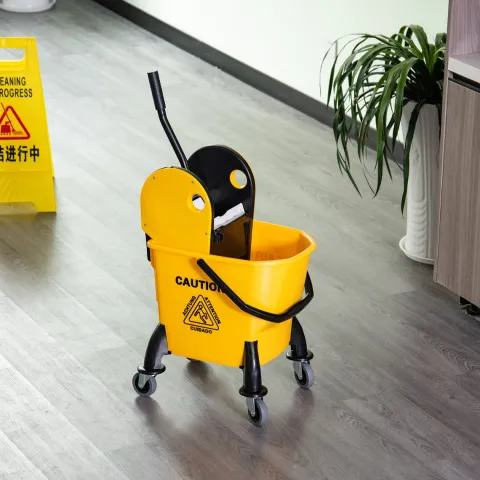 HOMCOM Reinigungswagen Fahreimer Putzeimer Wischwagen mit Auswringvorrichtung 26 Liter, Gelb, 44 x 36 x 90 cm