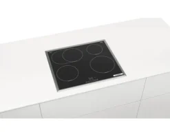 Induktionskochfeld mit Rahmen Bosch 58,3 x 51,3 cm 4 Kochzonen PIF645BB5E