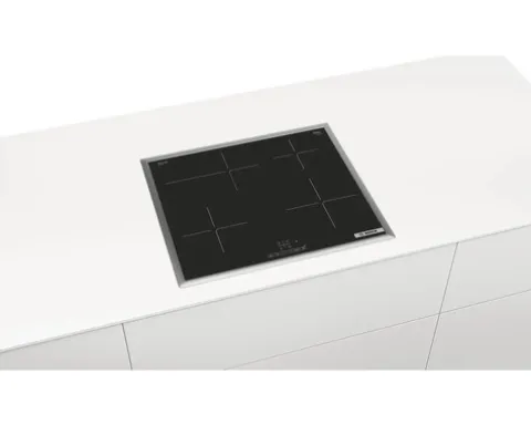 Induktionskochfeld mit Rahmen Bosch 58,3 x 51,3 cm 4 Kochzonen PIF64KBB5E