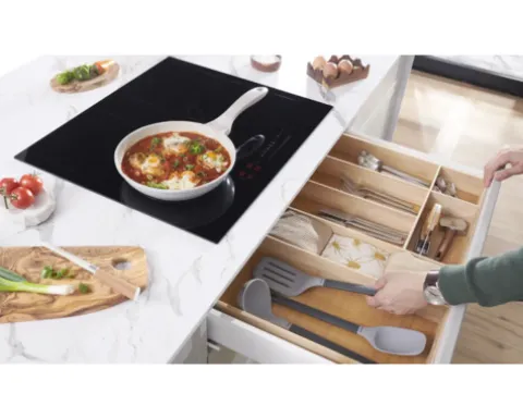 Induktionskochfeld Rahmenlos Amica 592 x 522 mm 4 Kochzonen KMI 776 660 C
