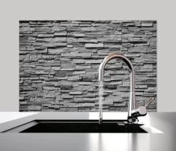 Küchen Spritzschutz | Küchenrückwand | Alu-DiBond | Fliesenschutz für den Herd und Spüle | Küche | Küchenfliesen | Fliesenspiegel | Rückwand, Größe: 60 x 40 x 0.3 cm Küchenrückwand und Spritzschutz Steinmauer Grau