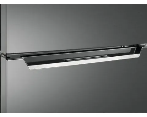 Kühlgefrierkombination Amica KGC 15495 S BxHxT 54.5 x 180 x 59 cm Kühlteil 180 l Gefrierteil 70 l
