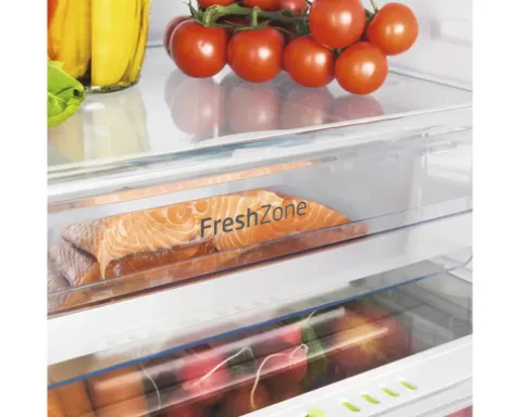 Kühl- und Gefrierkombination Amica Kühlschrank BxHxT 540 x 1810 x 576 mm Kühlteil 180 l Gefrierteil 70 l