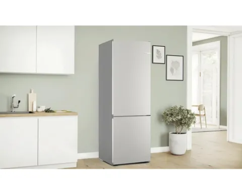 Kühl- und Gefrierkombination Bosch BxHxT 70 x 203 x 66,7 cm Kühlteil 311 l Gefrierteil 129 l silber KGN492IAF
