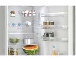 Kühl- und Gefrierkombination Bosch BxHxT 60 x 203 x 66,5 cm Kühlteil 260 l Gefrierteil 103 l silber KGN392I1F