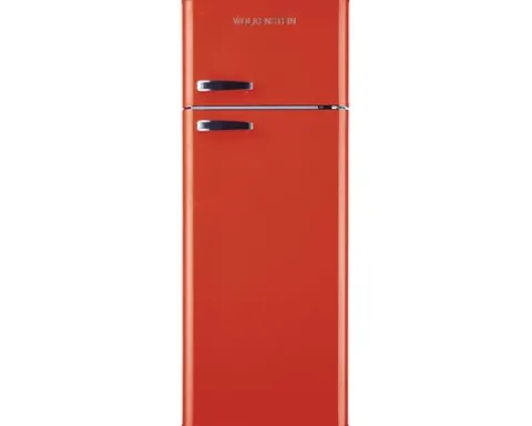 Kühl- und Gefrierkombination Wolkenstein GK212.4RT FR BxHxT 54.5 x 145.6 x 62.6 cm Kühlteil 172 l Gefrierteil 39 l