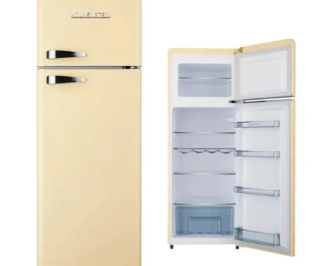 Kühl- und Gefrierkombination Wolkenstein GK212.4RT SC creme BxHxT 54.5 x 145.6 x 62.6 cm Kühlteil 172 l Gefrierteil 39 l