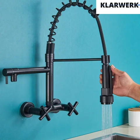 KLARWERK® Björn | Gastronomie Armatur Wandmontage Schwarz | Profi Küchenarmatur Edelstahl Zwei Brausen Feder | Doppelspülbecken Wasserhahn Restaurant