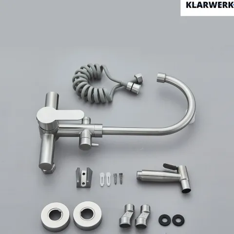 KLARWERK® Julie | Gastronomie Armatur Wandmontage Schwarz | Edelstahl Profi Küchenarmatur mit Handbrause | Mischer Wasserhahn 2 Brausen hoher Auslauf