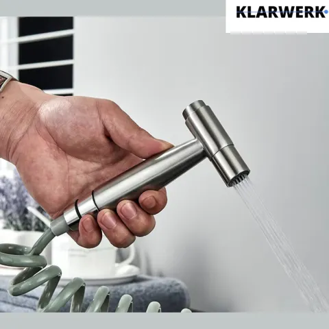 KLARWERK® Max | Gastronomie Armatur Wandmontage Silber| Edelstahl Profi Küchenarmatur mit Handbrause | Mischer Wasserhahn 2 Brausen flacher Auslauf