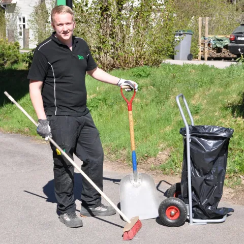 Kongamek Müllsackständer in grau 580x470x940mm Vollgummibereifung mit 50kg Tragkraft für 125l-Säcke