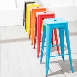 Metallhocker in mattem Finish 43 x 43 x 76 cm - Oviala
