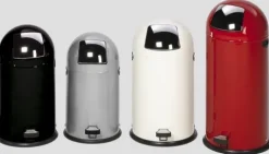 PROREGAL Klassischer Abfallsammler Mit Einwurfklappe Inneneinsatz Fußpedal 52 Liter HxBxT 88 x 46,5 x 46,5 cm Verzinkter Stahl Rot