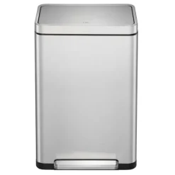 PROREGAL Stilvoller Rechteckiger Treteimer Mit Extra Breitem Pedal & Gedämpften Stay Open Deckel HxBxT 65,2 x 43,3 x 33,4 cm 45 Liter Silber