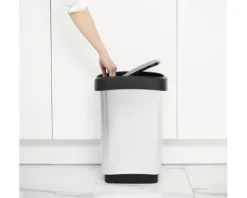 Rotho Schwingdeckeleimer Kunststoff TWIST 25 l silber weiß