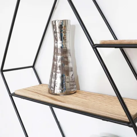 Schwarzes Wandregal aus Metall mit 3 Holzregalen – Sechseck-Diagonale