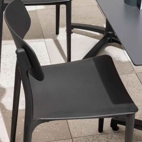 Set aus zwei Stühlen aus Polypropylen 82 x 48 x 48 cm - Oviala