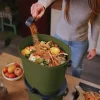 Skaza Bokashi Essential Biomülleimer Küche Set (2 x 15,3 Liter) + Base - Komposteimer Küche und Garten aus recyceltem Kunststoff - Starter Set + incl. 1 kg Fermentation Starter - Olive