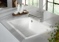 Villeroy & Boch Küchenarmatur Como Shower, Hochdruck-Armatur, ausziehbare Brause, wassersparend, Edelstahl massiv