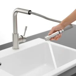 Villeroy & Boch Küchenarmatur Steel Shower, Hochdruck-Armatur, ausziehbare Brause, wassersparend, Edelstahl massiv