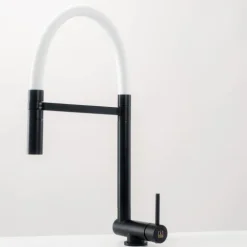Wasserhahn Vorfenster Küchenarmatur, Umklappbar 4,5 CM, mit 360° schwenkbarem Auslauf, abnehmbare 2 strahl Handbrause, Schwarz Matt / Weiß